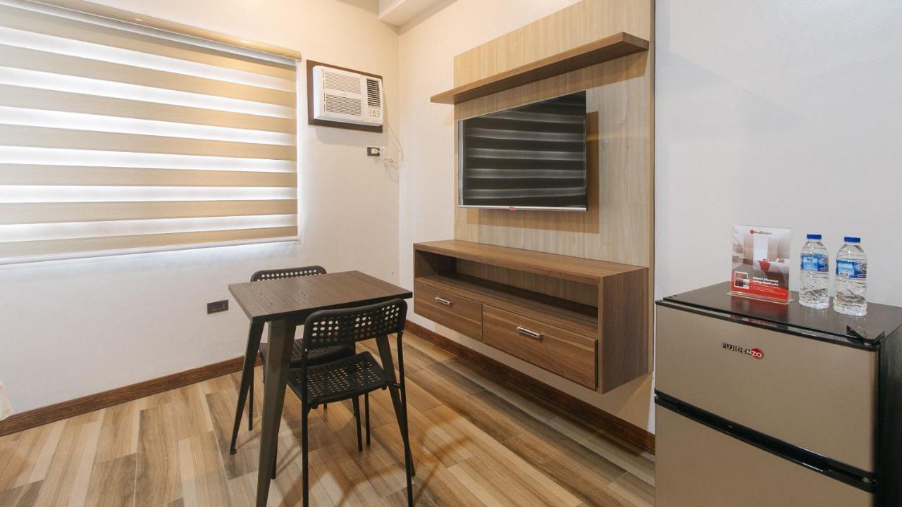 Reddoorz Plus @ Bez Tower And Residences San Juan San Juan  Exteriér fotografie