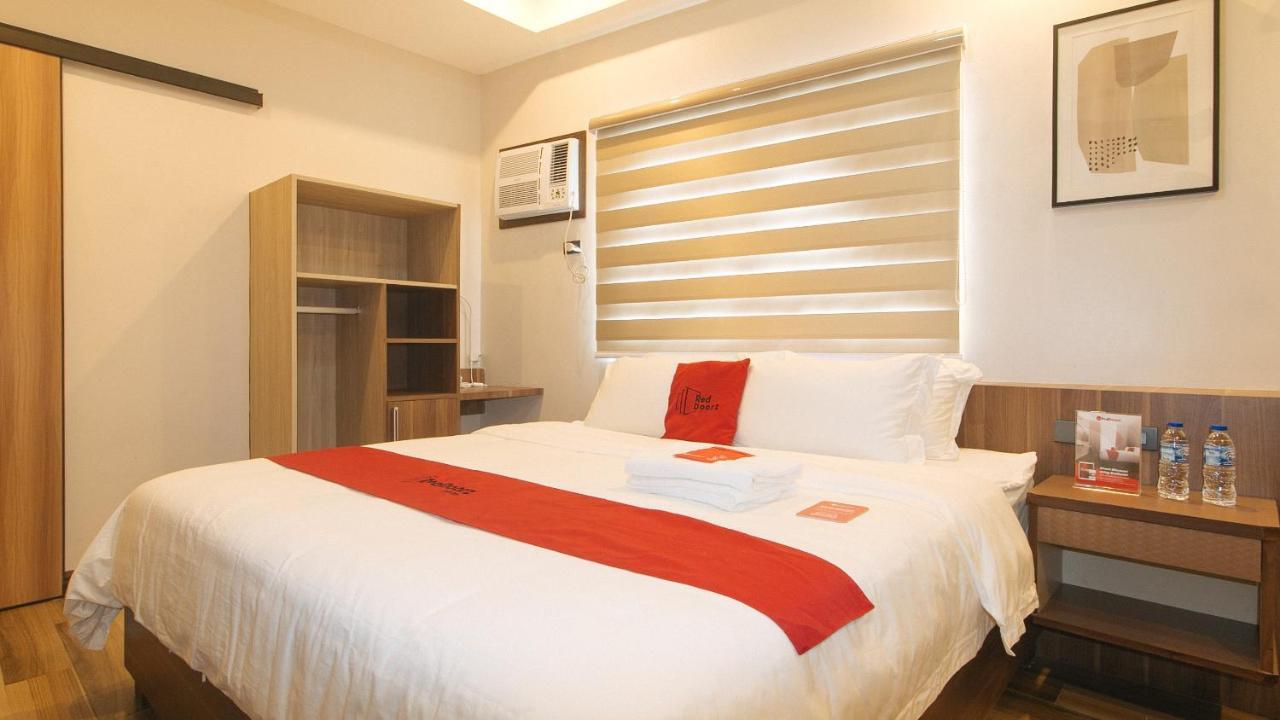 Reddoorz Plus @ Bez Tower And Residences San Juan San Juan  Exteriér fotografie