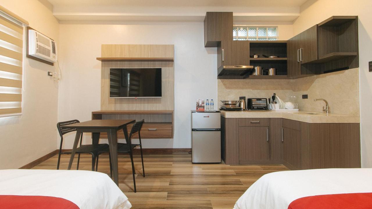 Reddoorz Plus @ Bez Tower And Residences San Juan San Juan  Exteriér fotografie