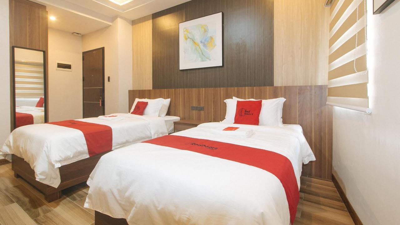 Reddoorz Plus @ Bez Tower And Residences San Juan San Juan  Exteriér fotografie