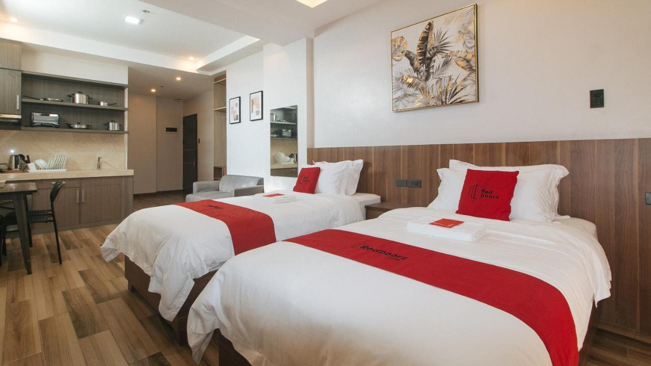 Reddoorz Plus @ Bez Tower And Residences San Juan San Juan  Exteriér fotografie